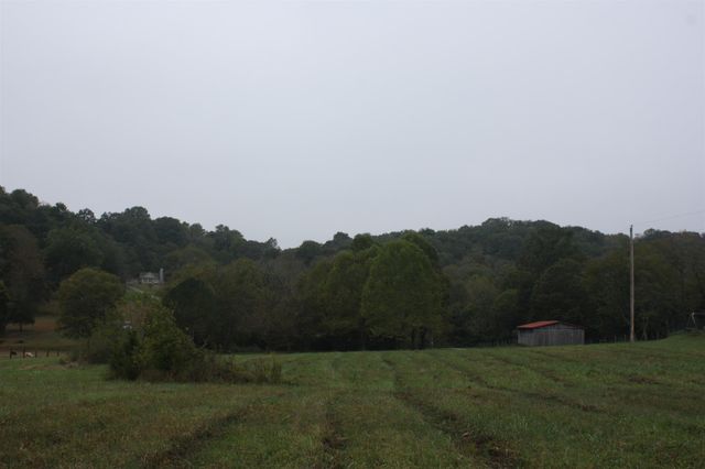 5679 Carters Creek Pike, Thompsons Station, TN 37179