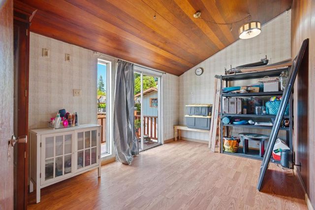 101 King Street, Redwood City, CA 94062