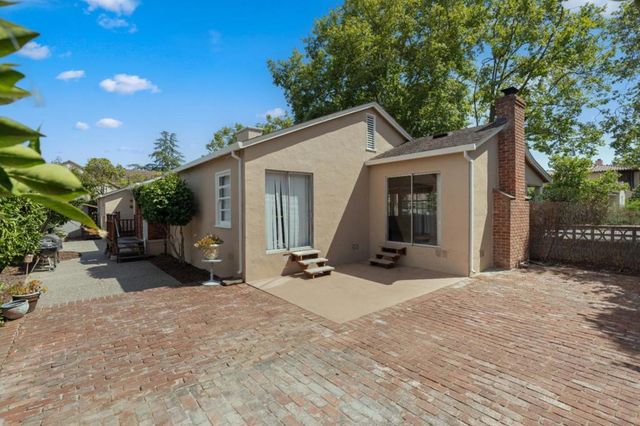 101 King Street, Redwood City, CA 94062