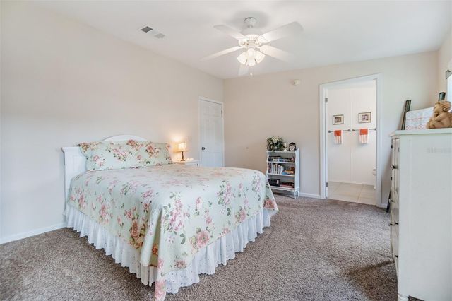 37443 GILL AVENUE, Zephyrhills, FL 33541