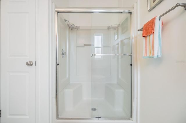 37443 GILL AVENUE, Zephyrhills, FL 33541