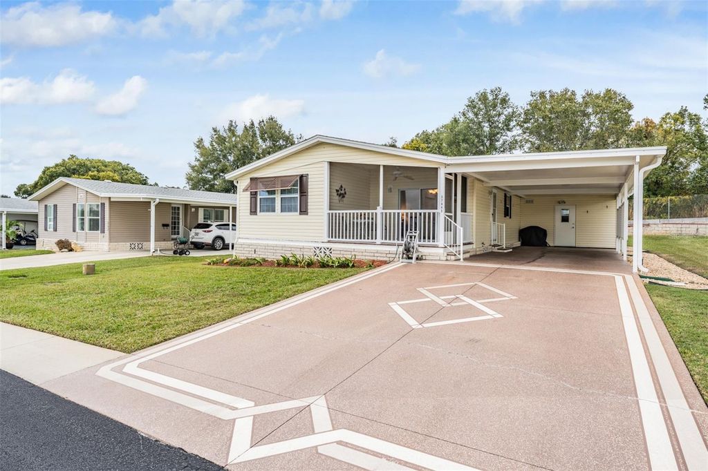 37443 GILL AVENUE, Zephyrhills, FL 33541