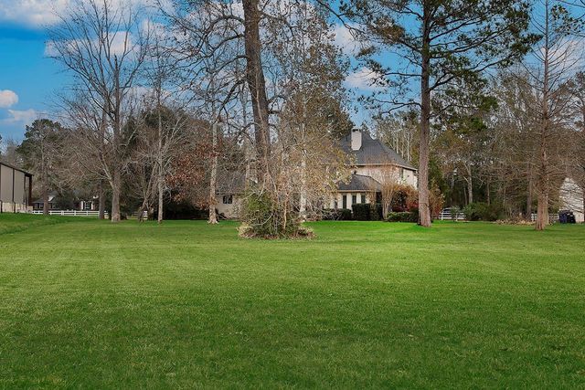 11827 Water Oak Drive, Magnolia, TX 77354