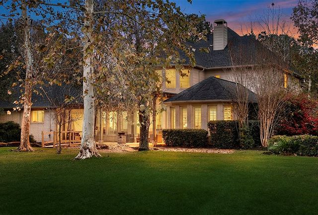 11827 Water Oak Drive, Magnolia, TX 77354