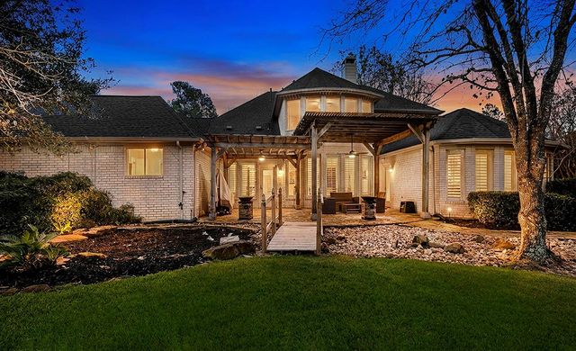 11827 Water Oak Drive, Magnolia, TX 77354