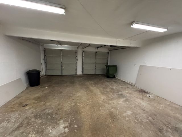 617 Forest Lane, Hurst, TX 76053