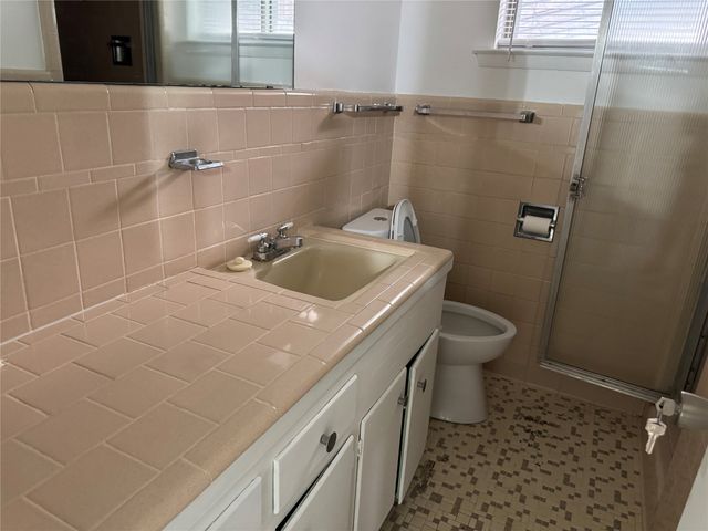 617 Forest Lane, Hurst, TX 76053