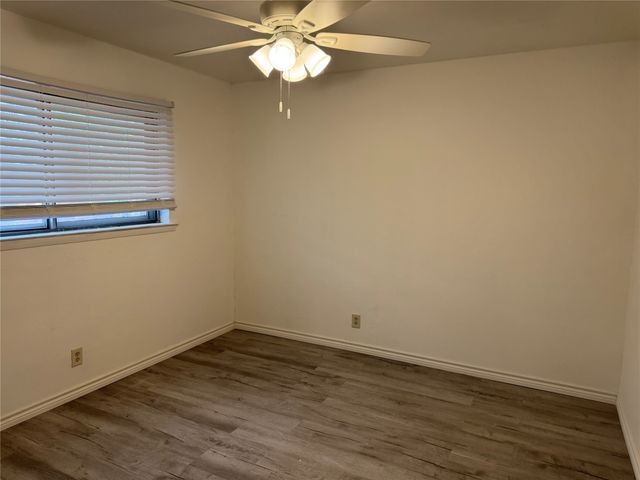 617 Forest Lane, Hurst, TX 76053