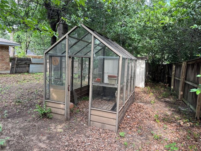 617 Forest Lane, Hurst, TX 76053