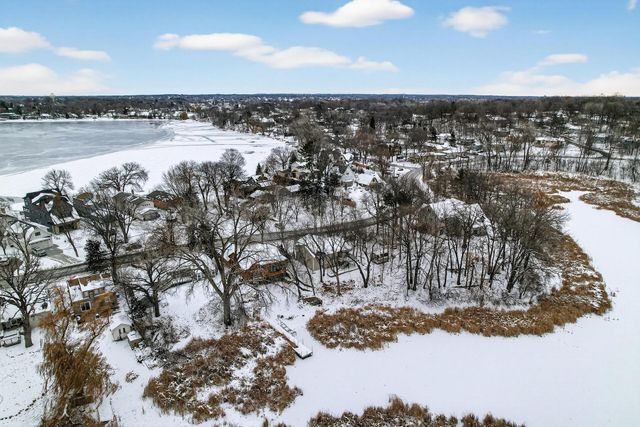 5057 Tuxedo Boulevard, Mound, MN 55364