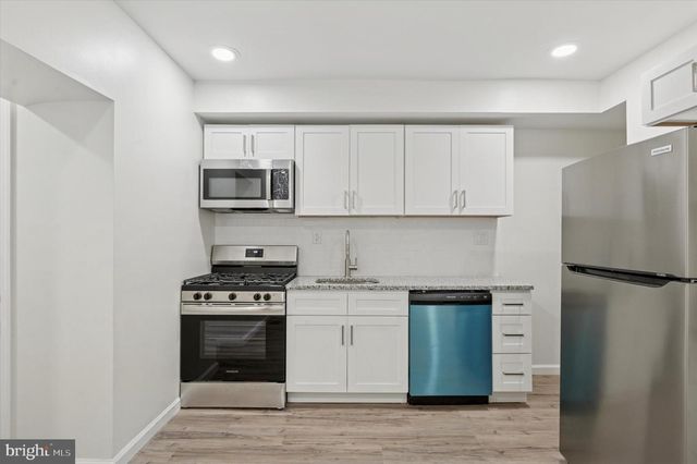 1309 S MOLE ST, Philadelphia, PA 19146