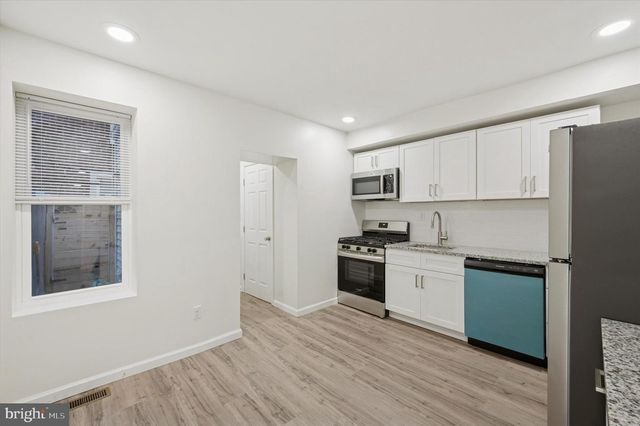 1309 S MOLE ST, Philadelphia, PA 19146