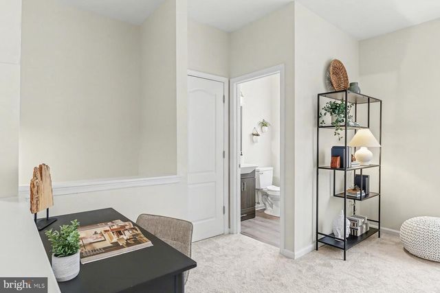 2162 GOLDEN EAGLE DR, York, PA 17408