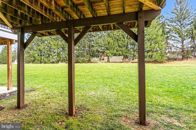 2162 GOLDEN EAGLE DR, York, PA 17408