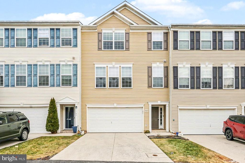 2162 GOLDEN EAGLE DR, York, PA 17408