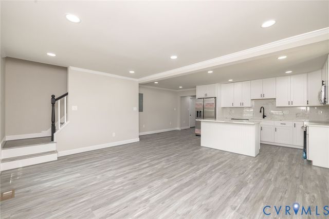 1103 Burnside St, Hopewell, VA 23860