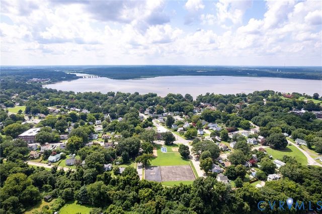 1103 Burnside St, Hopewell, VA 23860