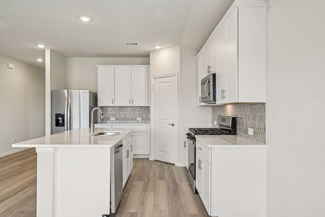 839 Sunflower Road, Lavon, TX 75166