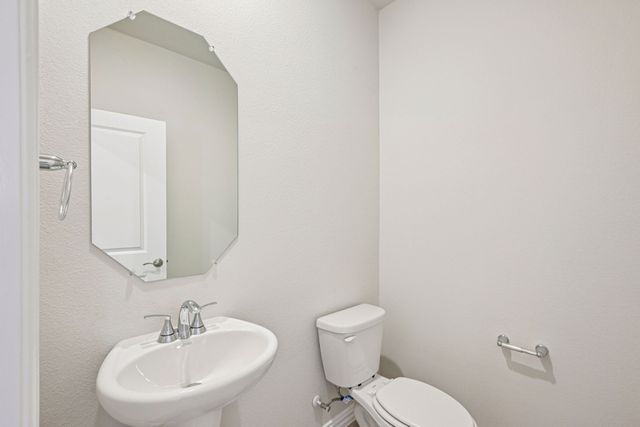 839 Sunflower Road, Lavon, TX 75166