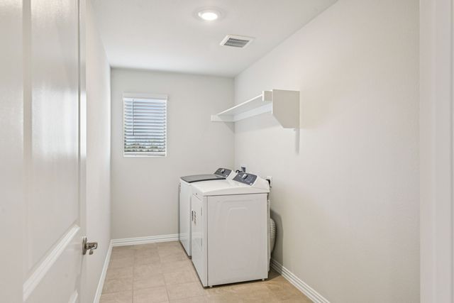 839 Sunflower Road, Lavon, TX 75166