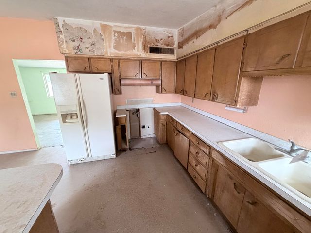 1155 La Vega Road, Bosque Farms, NM 87068