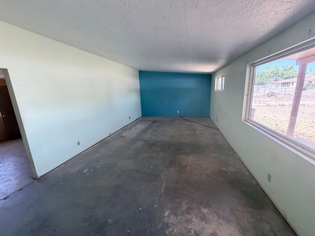 1155 La Vega Road, Bosque Farms, NM 87068