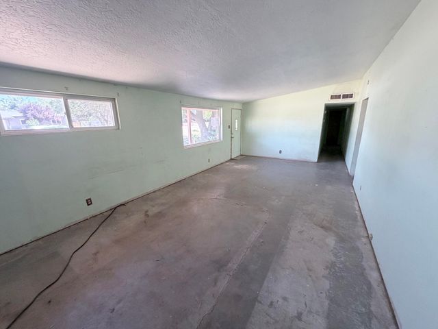 1155 La Vega Road, Bosque Farms, NM 87068