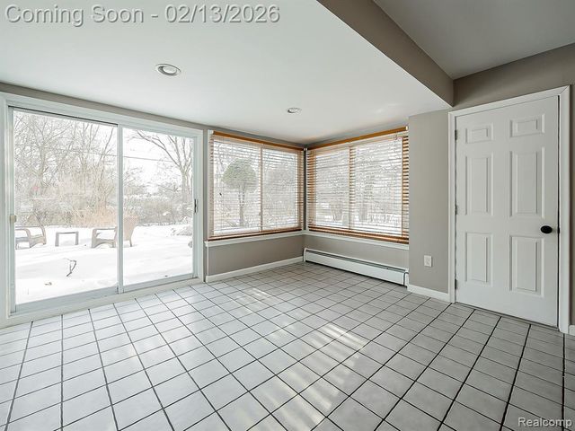 25330 Brookview Street, Farmington, MI 48336