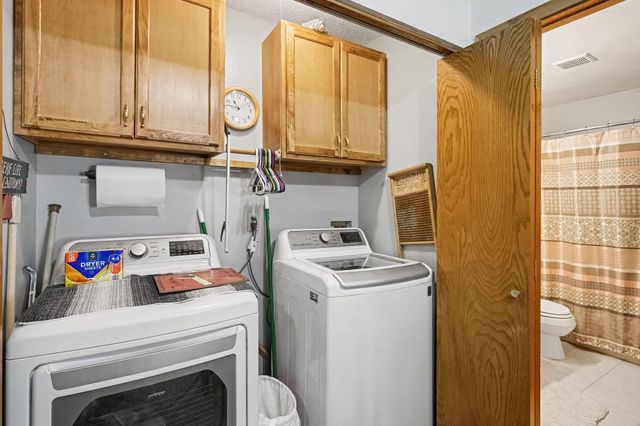 7714 157th Street W, Apple Valley, MN 55124
