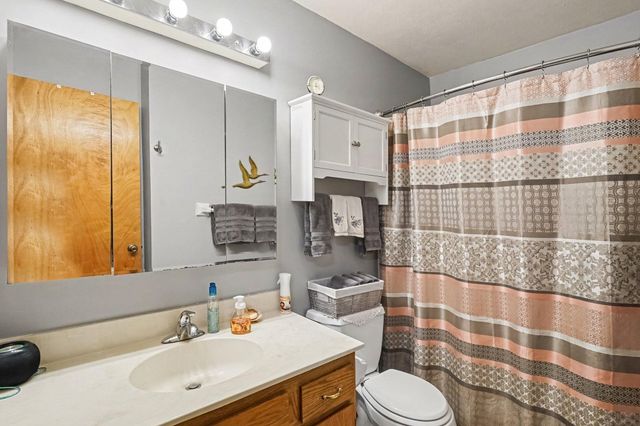 7714 157th Street W, Apple Valley, MN 55124