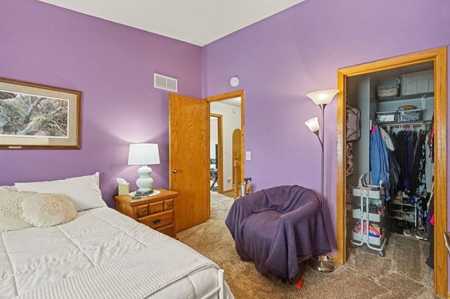 7714 157th Street W, Apple Valley, MN 55124