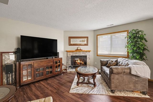 7714 157th Street W, Apple Valley, MN 55124