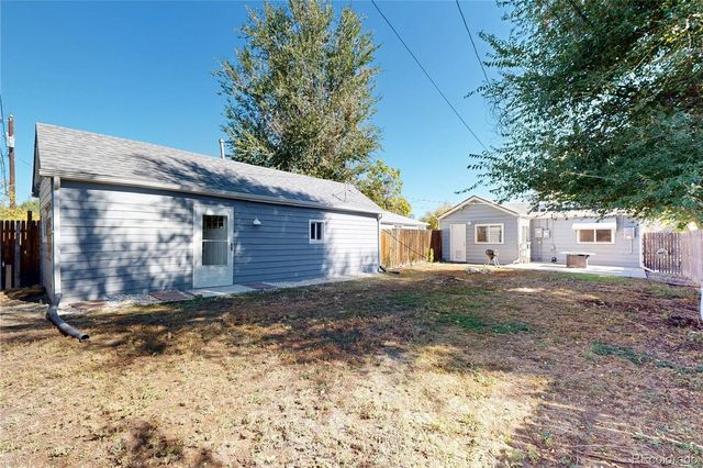 1325 Upham Street, Lakewood, CO 80214