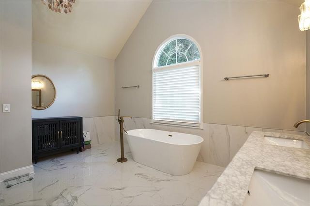 7185 Hartsfield Place, Suwanee, GA 30024