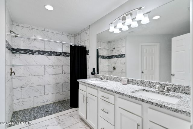 6133 CATAWISSA Court, Jacksonville, FL 32244