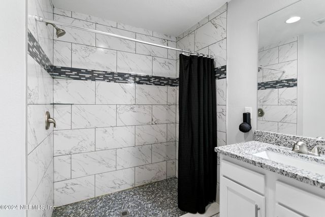6133 CATAWISSA Court, Jacksonville, FL 32244
