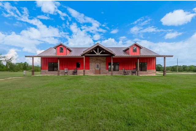 1033 Lonesome Dove Dr, Groveton, TX 75845