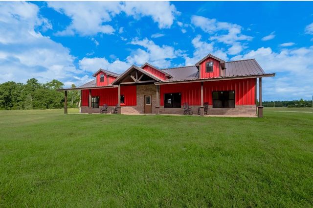 1033 Lonesome Dove Dr, Groveton, TX 75845