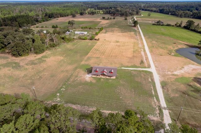 1033 Lonesome Dove Dr, Groveton, TX 75845