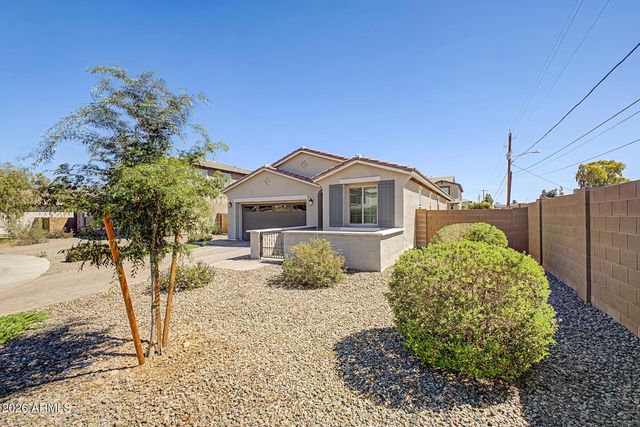 6303 N 67TH Lane, Glendale, AZ 85303