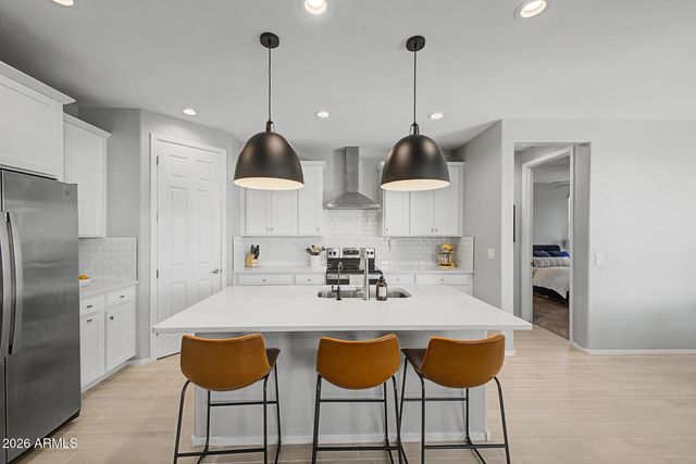 6303 N 67TH Lane, Glendale, AZ 85303