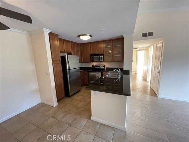 1965 Las Colinas Circle 308, Corona, CA 92879