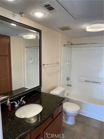 1965 Las Colinas Circle 308, Corona, CA 92879