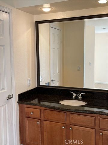 1965 Las Colinas Circle 308, Corona, CA 92879