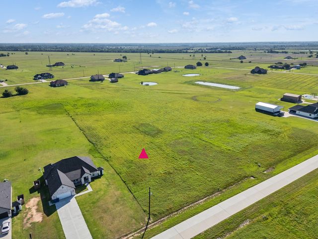 602 Longhorn Trail, Angleton, TX 77515