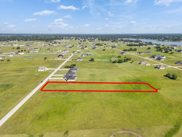 602 Longhorn Trail, Angleton, TX 77515