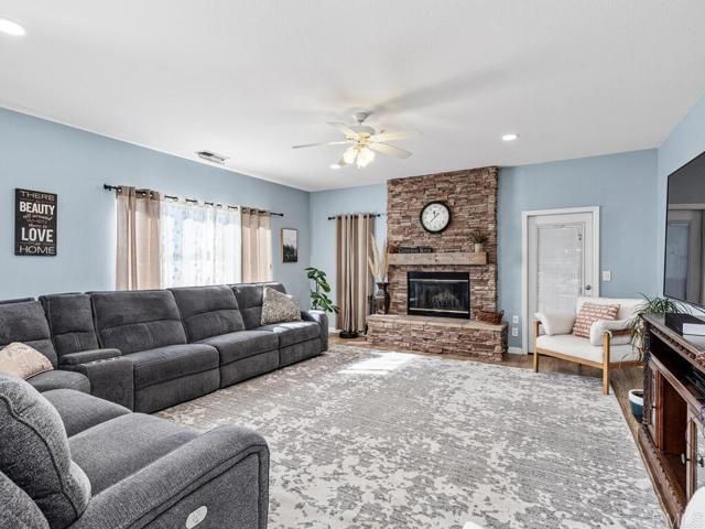 31702 Nira Lane, Bonsall, CA 92003