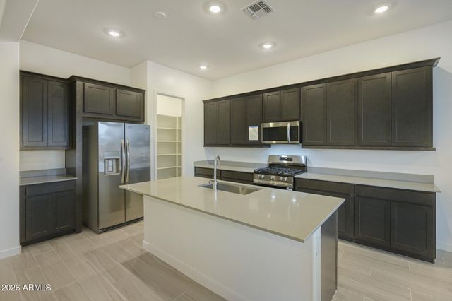 3831 E GALLATIN Way, San Tan Valley, AZ 85143