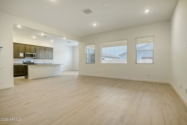 3831 E GALLATIN Way, San Tan Valley, AZ 85143