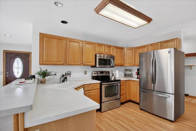 8427 Elderberry Road, Madison, WI 53717